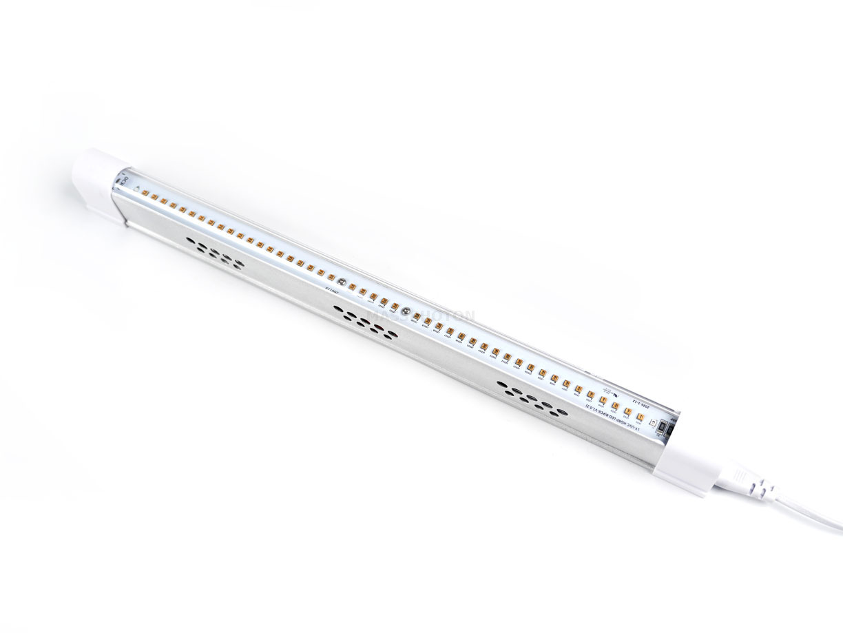 MASSPHOTON تطهير هواء الغرفة العلوية بالأشعة فوق البنفسجية / نظام UVGI للغرفة العلوية MP-UVC-15WR